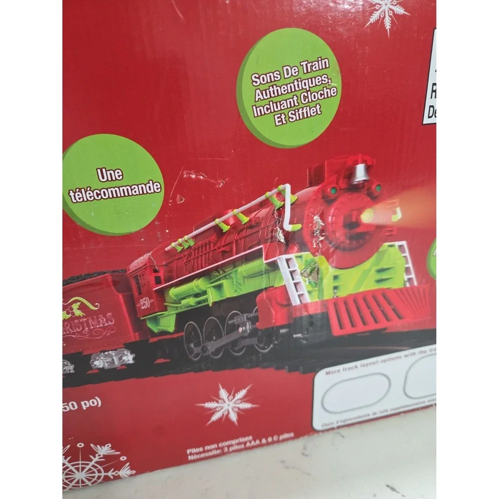 Lionel 7-11915 Home For The Holiday Ready-to-Play set
